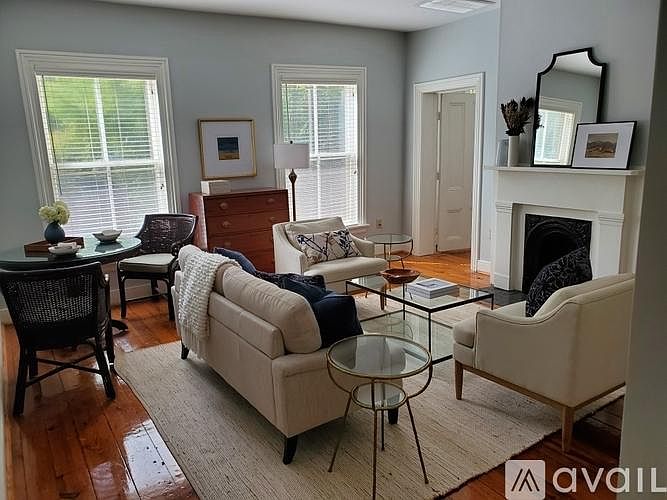 1st image of 2218 E Grace St #202