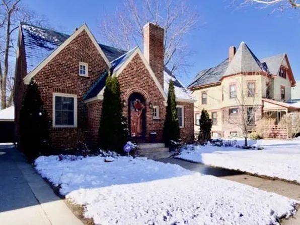 200 Florida St, Springfield, MA 01109