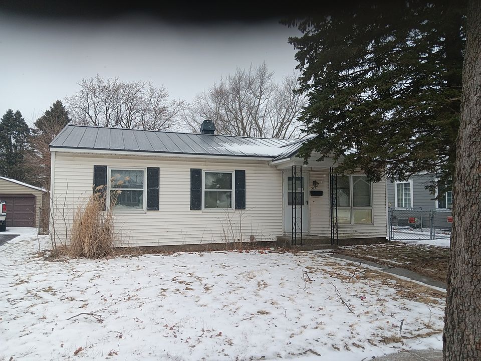 1st image of 527 Fairlane Ave