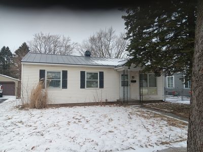 527 Fairlane Ave, Dekalb, IL, 60115