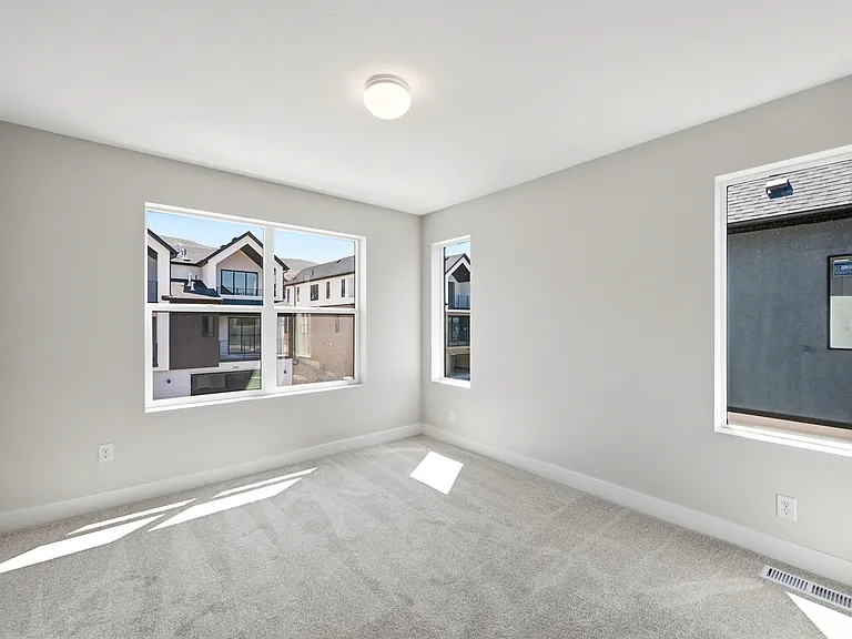 2421 N Alpine Glow Ln — Photo 38
