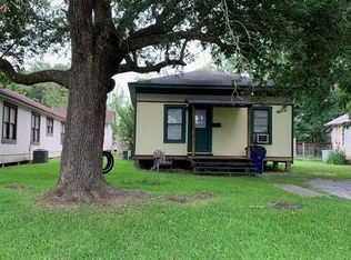 1050 N 3rd St, Silsbee, TX 77656