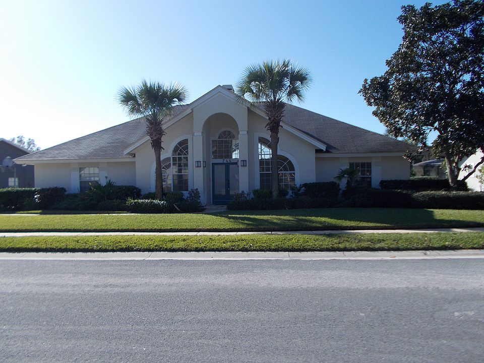 1st image of 744 Silverwood Dr