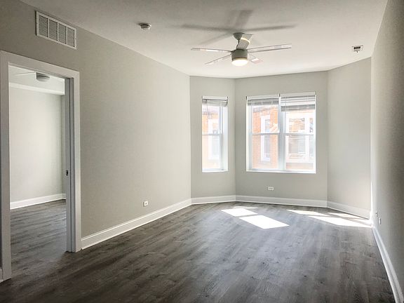 2nd image of 3110 N Milwaukee Ave #1H