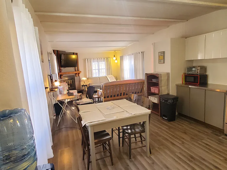548 Westshore Rd — Photo 9