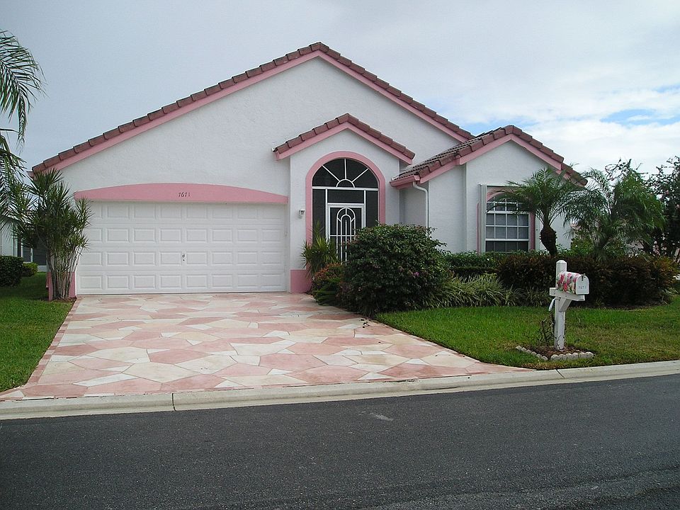 1st image of 7671 Great Glen Cir