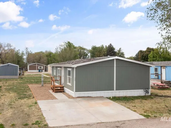 255 SW Colleen Dr, Mountain Home, ID 83647