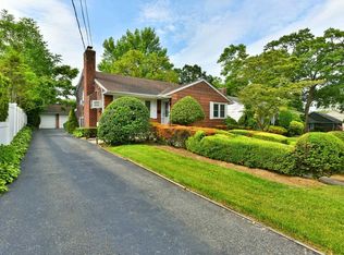 337 Rose St, Freeport, NY