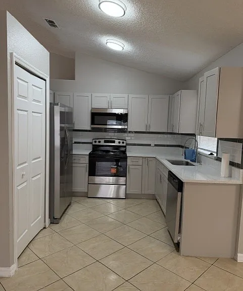 646 Koala Ct — Photo 5