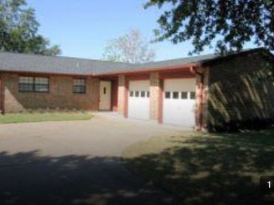 955 Carolina Dr, Bridge City, TX, 77611