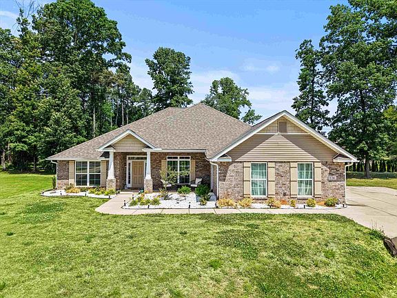3rd image of 174 Summit Lakes Dr