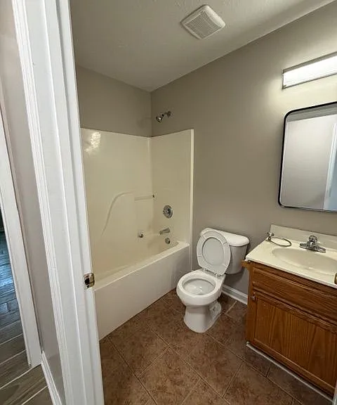 2744 Red Clover Ln — Photo 5