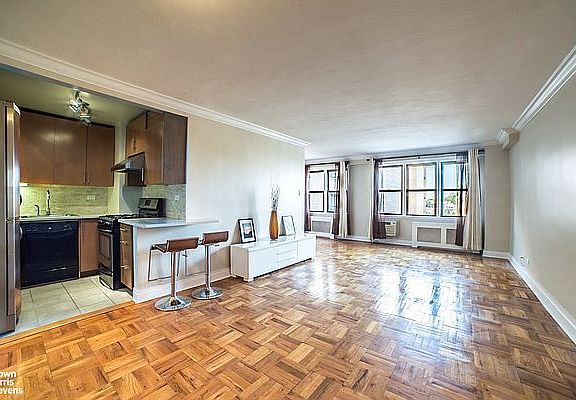 4th image of 37-31 73rd St #5J