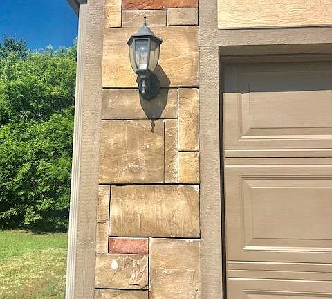 2nd image of 3044 Stone Creek Ct