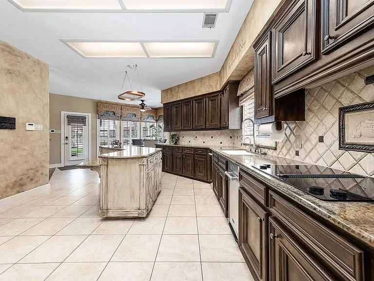 3702 Belle Grove Ln — Photo 21