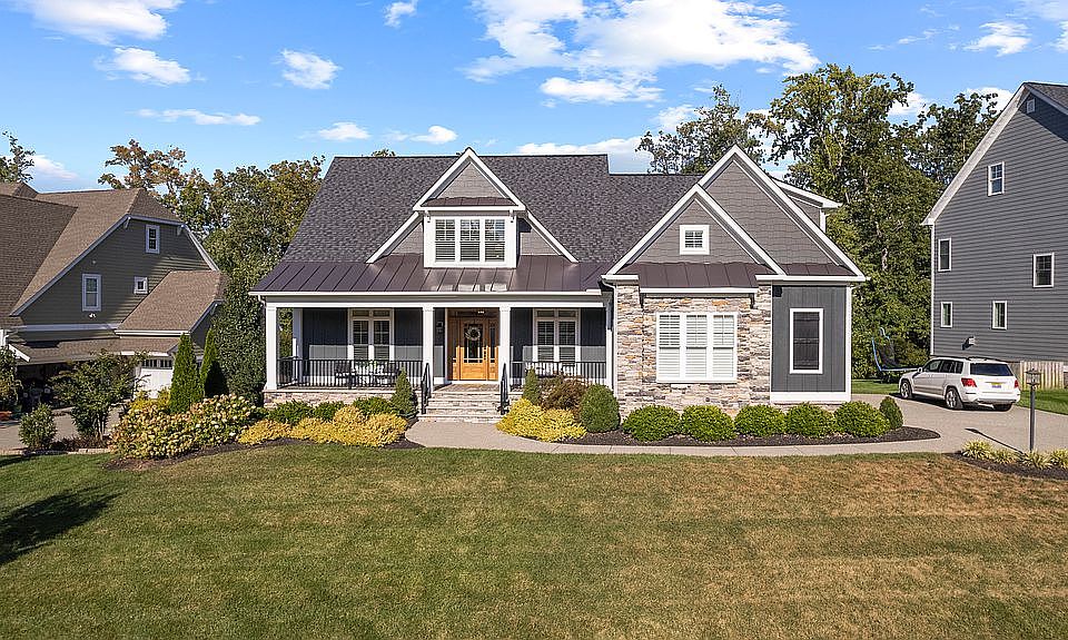 1st image of 7619 Rock Cress Dr