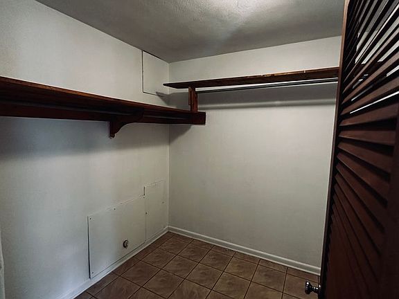 4th image of 26 Carmalt St #41