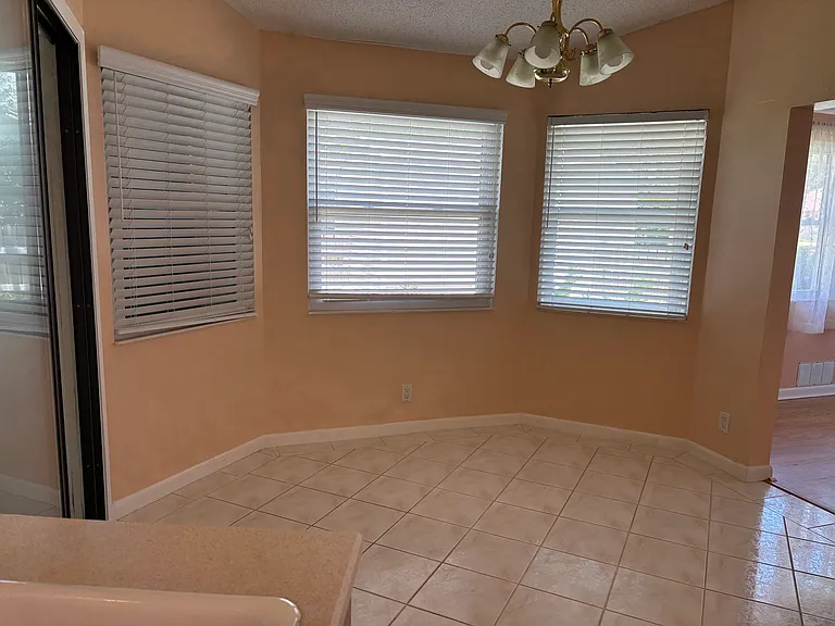2 Windermere Pl — Photo 9
