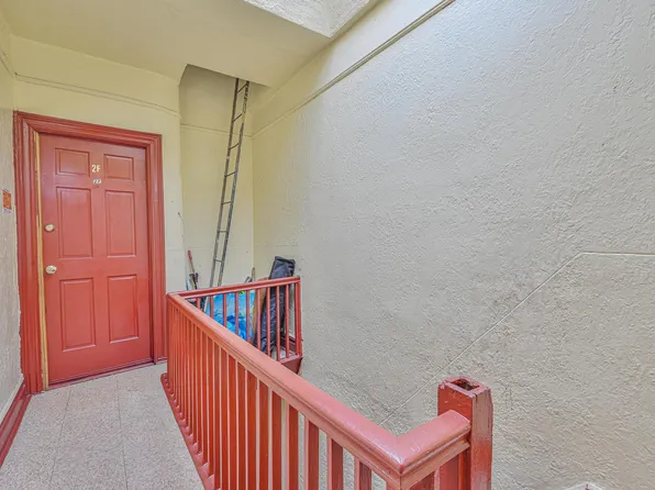 1089 Belmont Avenue image 10 of 18