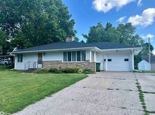 203 E Park St, Jefferson, IA 50129
