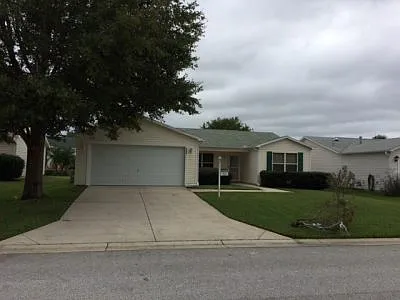 3294 Candlebrook St