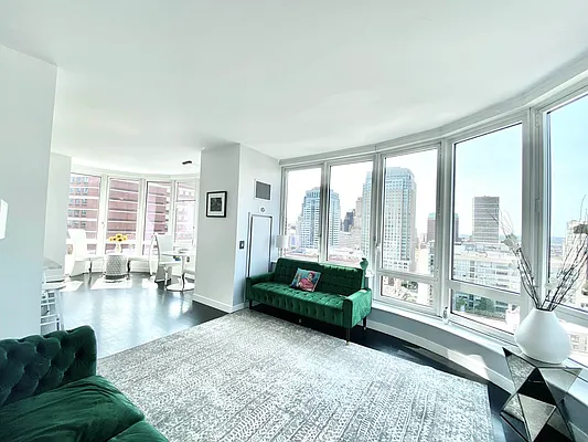 Sold by Spire Group | media 7