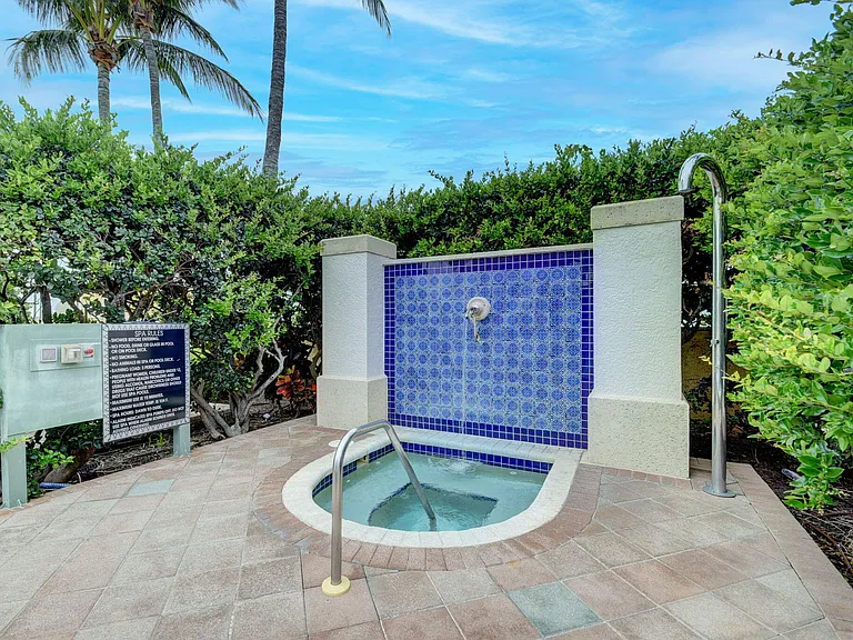 403 S Sapodilla Ave #307 — Photo 40
