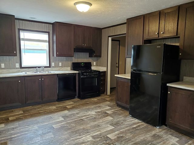 1st image of 27 115th Ln NE #491
