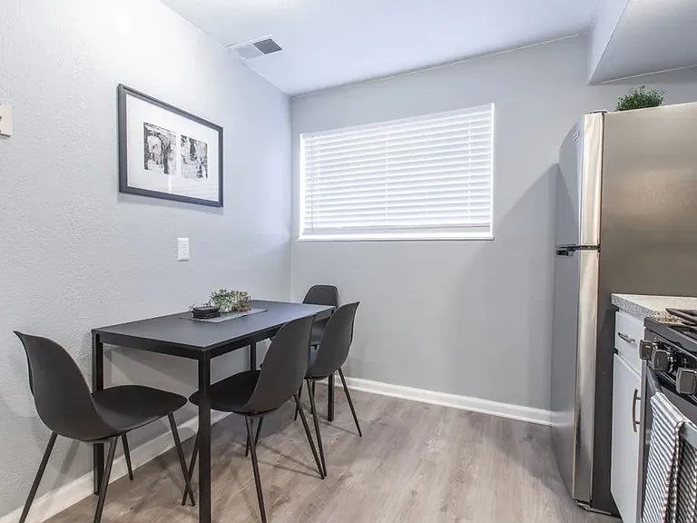 Gateway at Skyline Apartments — Photo 28