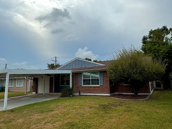 10513 Hinds St, Houston, TX 77034