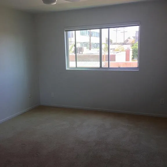 3815 3rd Ave #25 — Photo 7