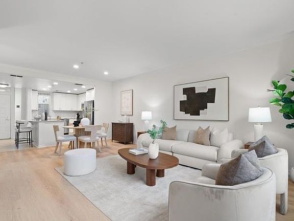 3rd image of 3901 Lick Mill Blvd APT 202