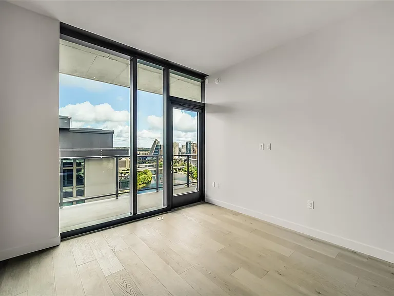 44 East Ave #2903 — Photo 5