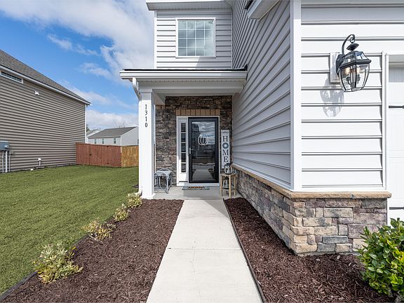 3rd image of 1310 Berry Grove Dr