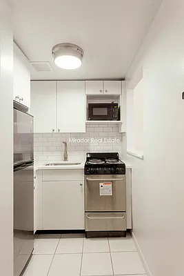 Rented by Mirador Real Estate | media 17
