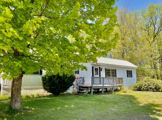 73 Little Pond Rd, Londonderry, VT 05148