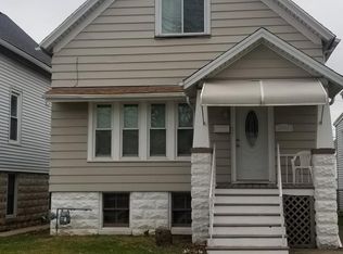 2842 S 9th St, Milwaukee, WI 53215