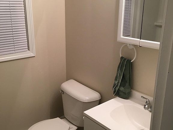 5th image of 1801 Borton Ave #1801