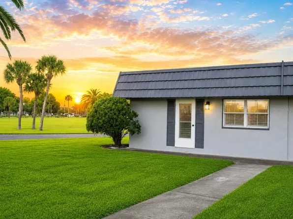 202 Bedford Trl #97-SUN, Sun City Center, FL 33573