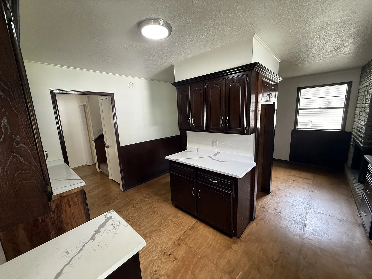 817 East 15th Street - 1 — Photo 3