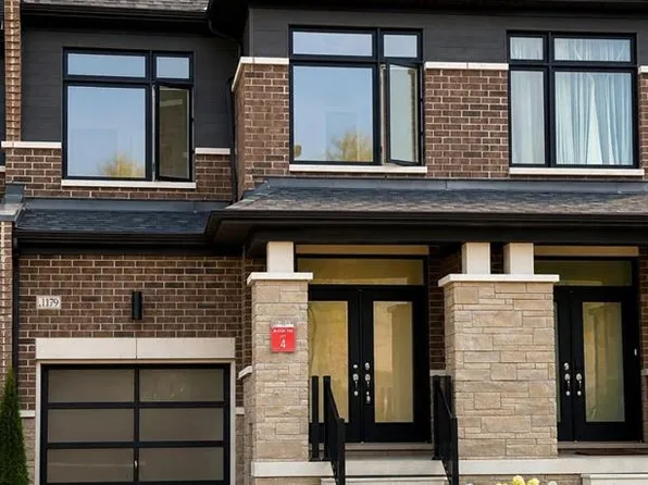 1179 Marathon Ave, Pickering, ON L1X 0L8