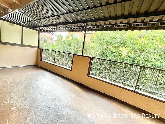 4th image of 11329 Otsego St #6