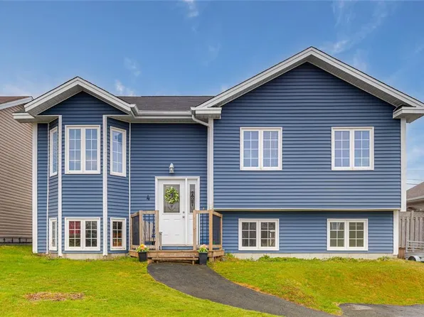 4 Barchester Street, Paradise, NL A1L0H2
