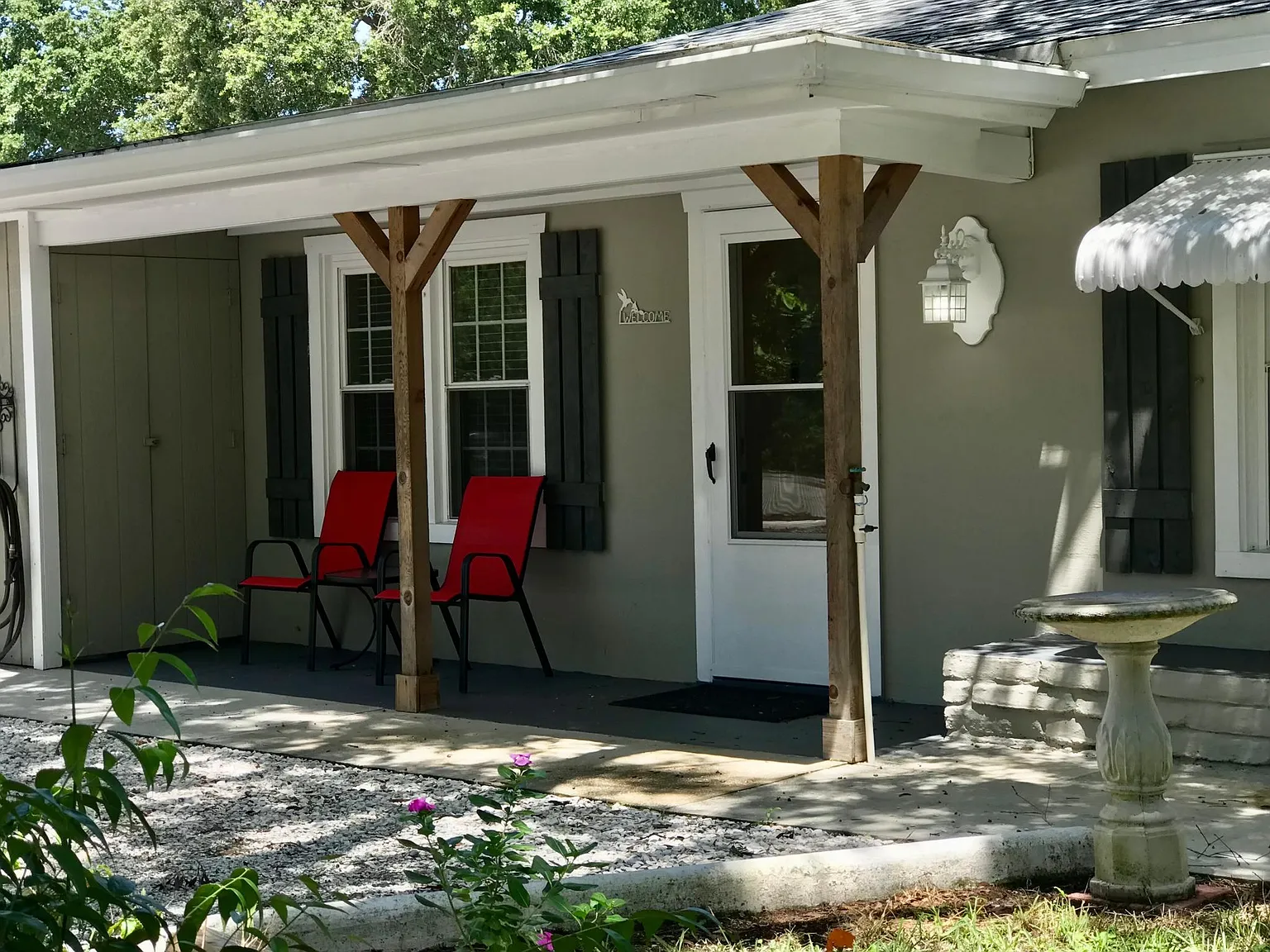 4 bed, 1640 sqft, $2,700 — Photo 3