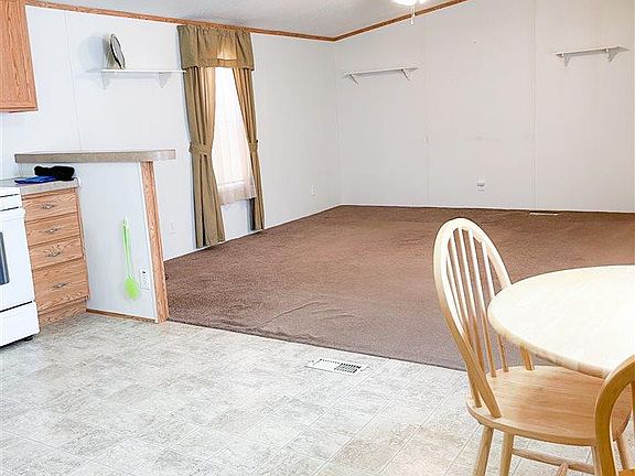4th image of 4503 Mimosa St