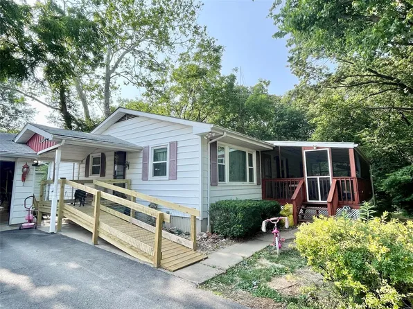 4067 State Route 16, Litchfield, IL 62056