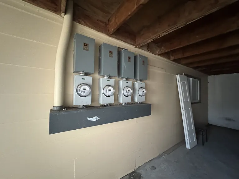 917 Alder St #4 — Photo 13