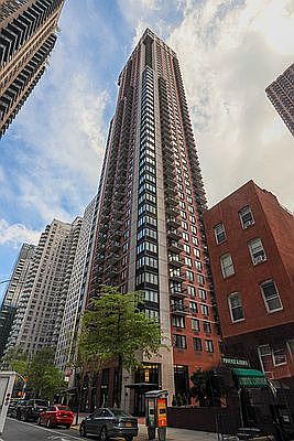 1st image of 250 E 40th St APT 19D