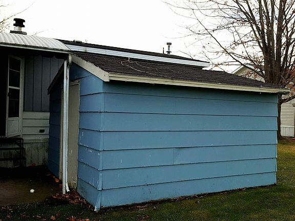 2nd image of 51 Pecan Ave