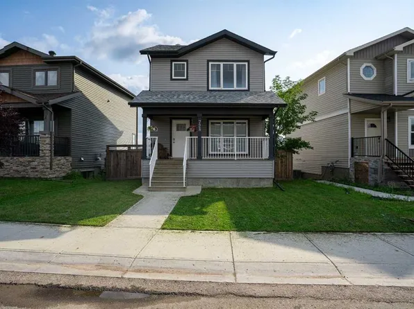 728 SW Athabasca Ave, Wood Buffalo, AB T9J 1H7